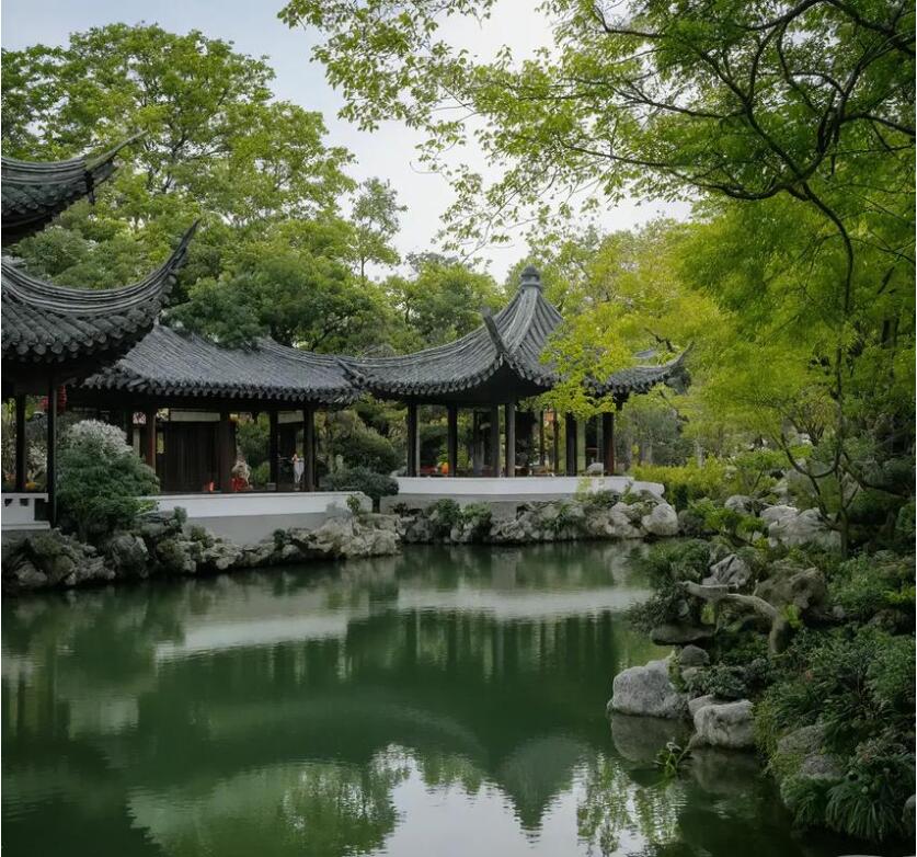 南京秦淮浮夸餐饮有限公司