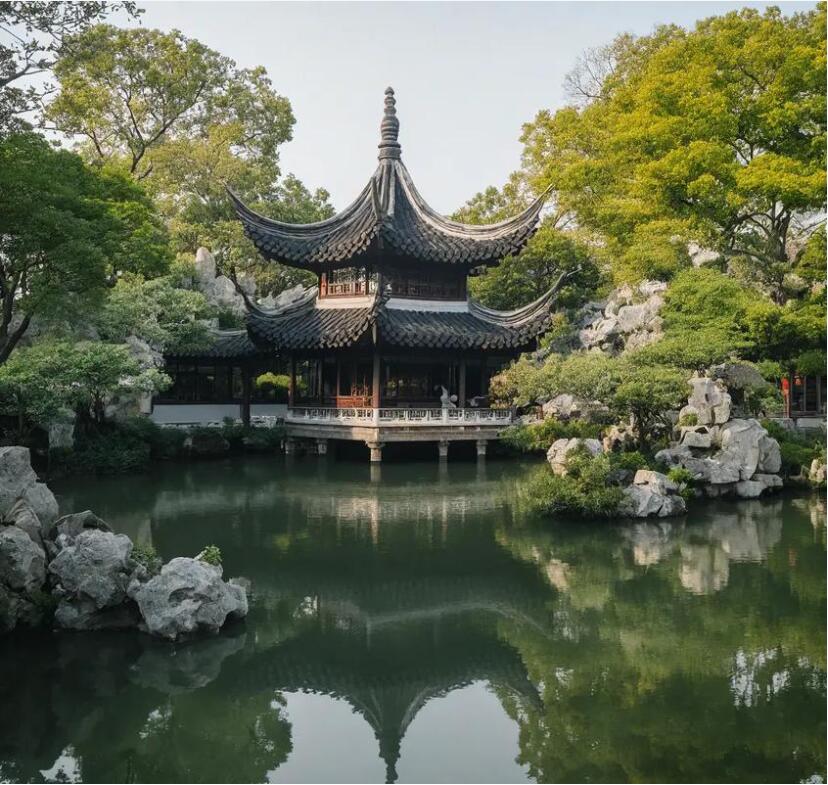 南京秦淮浮夸餐饮有限公司