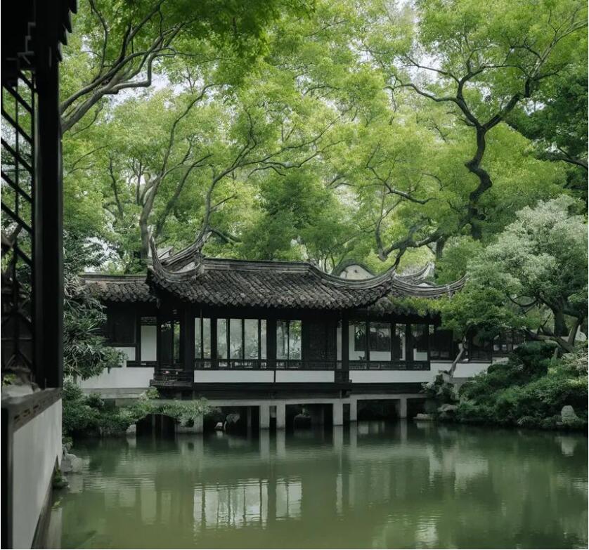 南京秦淮浮夸餐饮有限公司